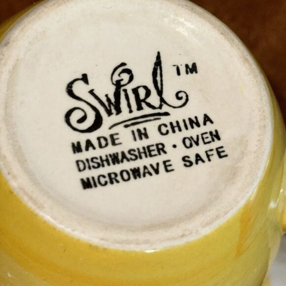 Yellow Swirl Coffee Mug 10 Oz Dishwasher & Microwave Safe - Picture 4 of 7